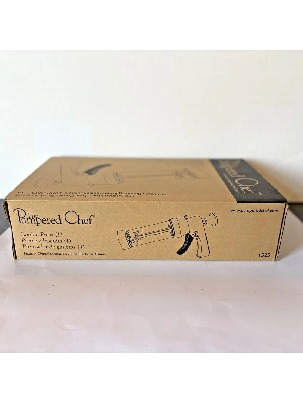 The Pampered Chef Cookie Press 16 Discs #1525